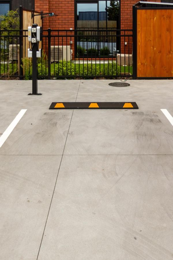 Explore Addington And Cbd 1 Bed W/Carpark Christchurch Exterior photo